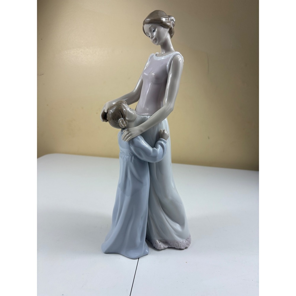 Lladro Mother & Child Porcelain Figurine 12" DAISA‎ 2000 Retired Embrace - Picture 2 of 16